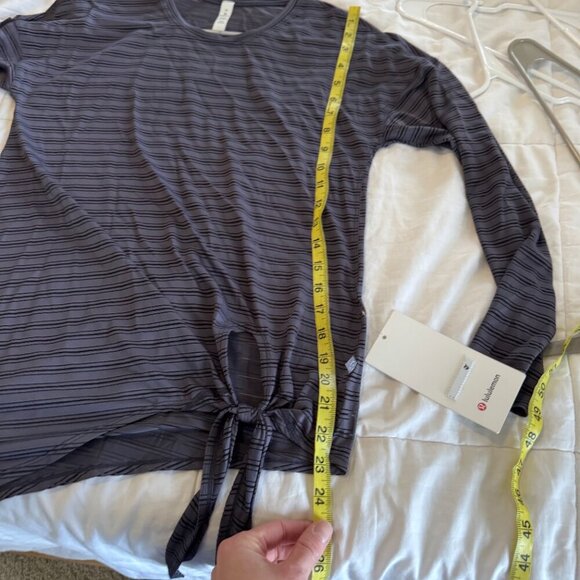 Lululemon Tie Your Practice Long Sleeve *Stripe Moonwalk - Picture 11 of 12
